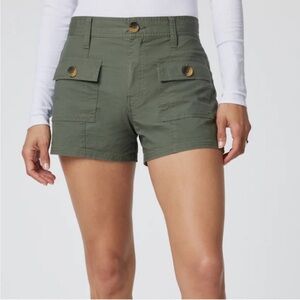 Vuori Vintage Ripstop Utility Short Army Green Button Patch Pocket